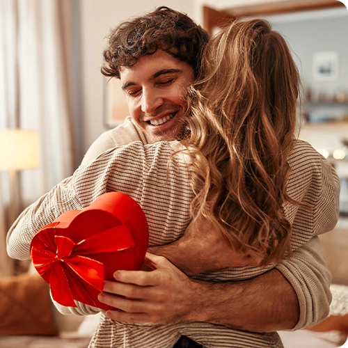 Sevgililer Günü’ne özel Giyim & Kozmetik Alışverişini iyzico ile Öde, 300 TL İndirim Kazan!